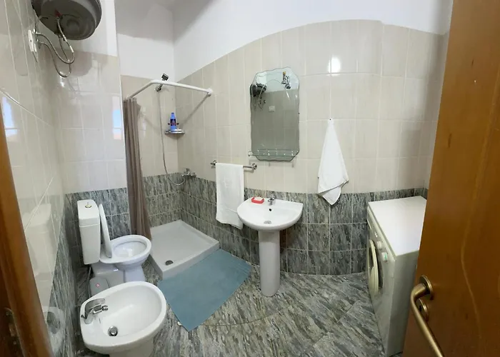 Apartment Universe House Vlorë