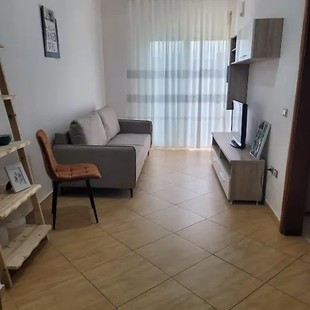 Universe House * Vlorë