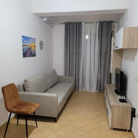 Universe House Vlorë
