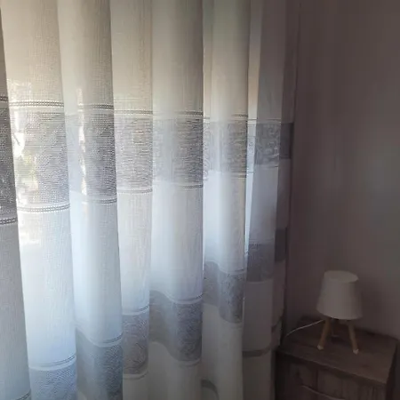 Universe House Vlorë